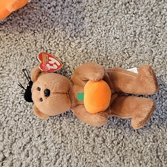 Halloweenie Beanies - Picture 2 of 9